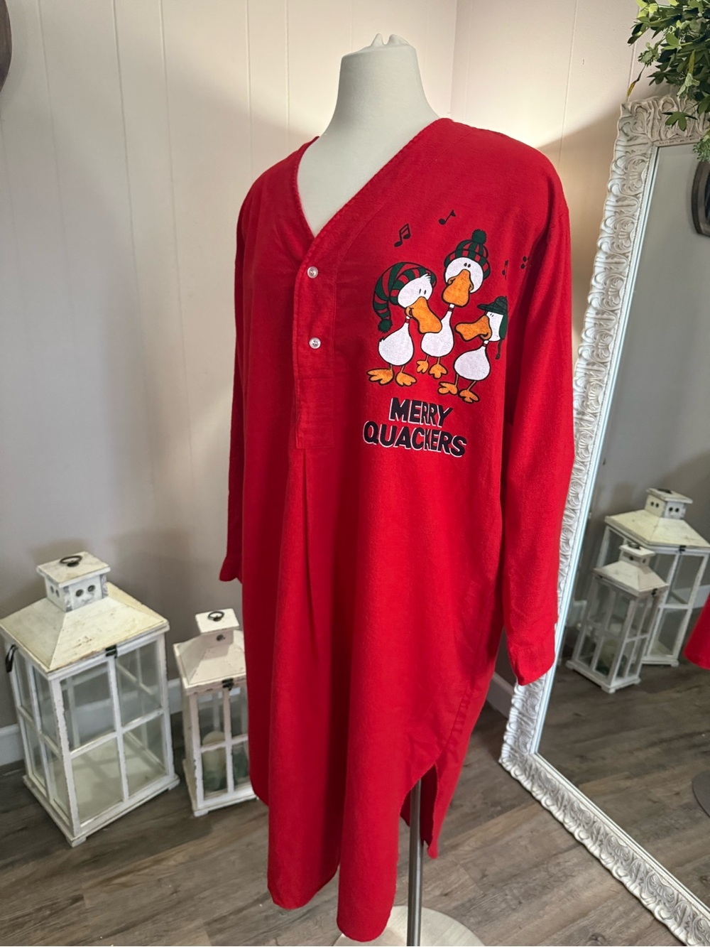 Vintage Cabin Fever Christmas Fleece Night Shirt